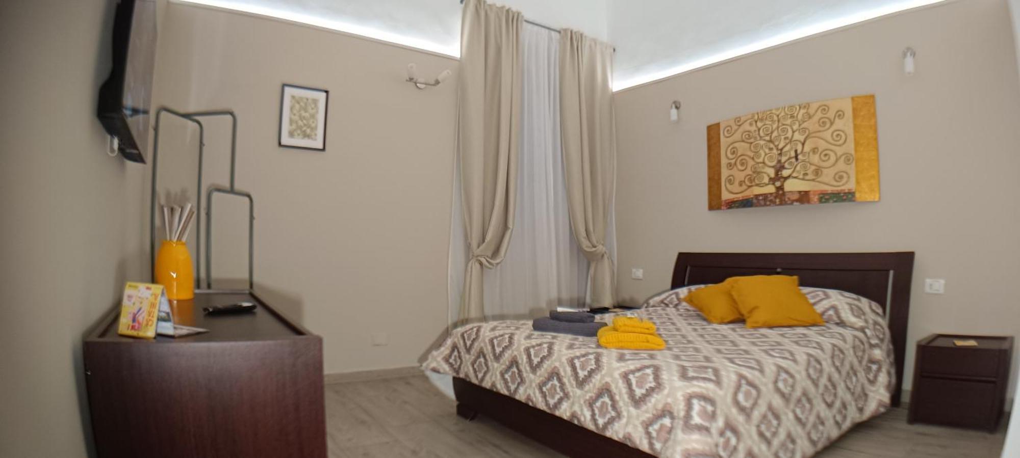 Exclusive House In The Center Apartment Catania Ngoại thất bức ảnh
