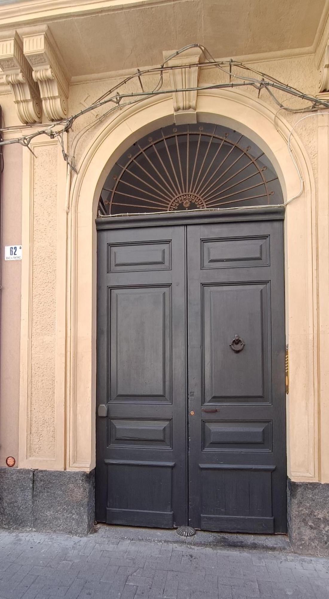 Exclusive House In The Center Apartment Catania Ngoại thất bức ảnh